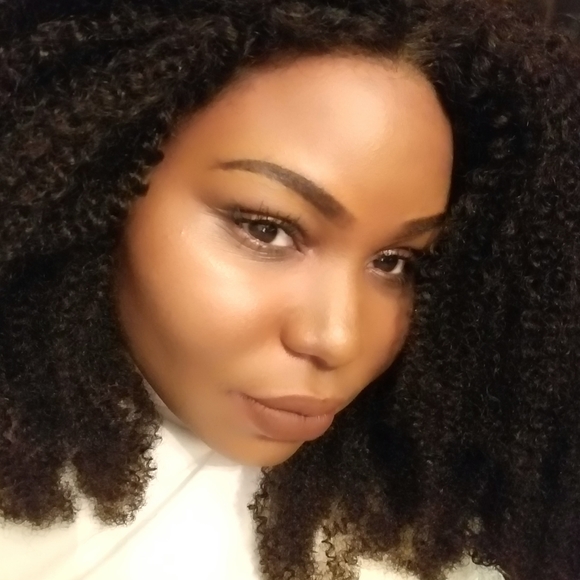 Meet Your Posher🤗 - Picture 1 of 5